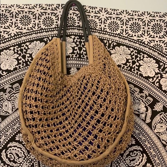 Urban Outfitters Handbags - Urban outfitters jute bag ☀️